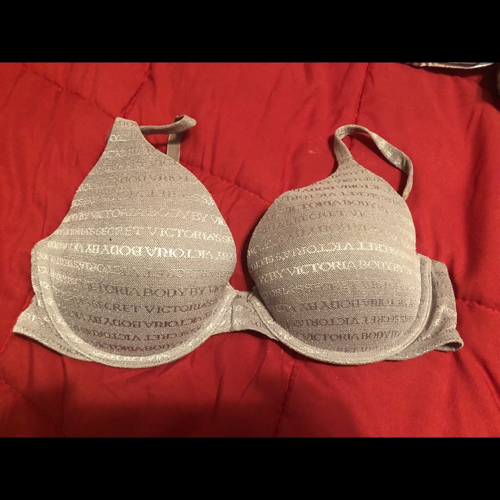 Victoria’s Secret Padded Bra